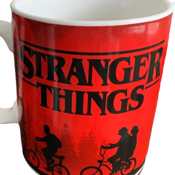 Stranger Things Mug - Picture 8 of 12